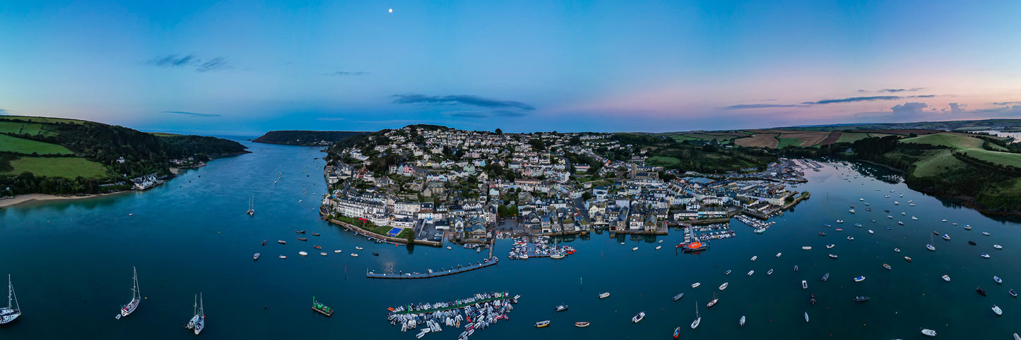 Salcombe Town Panoramic 1